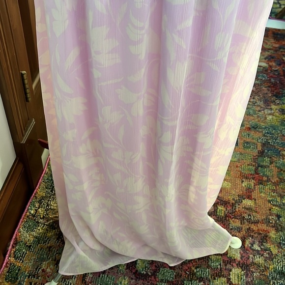 Ann Taylor fact.  Maxi dress  lavender/white floral pattern  sheer/ lining  Sz M - Picture 16 of 16